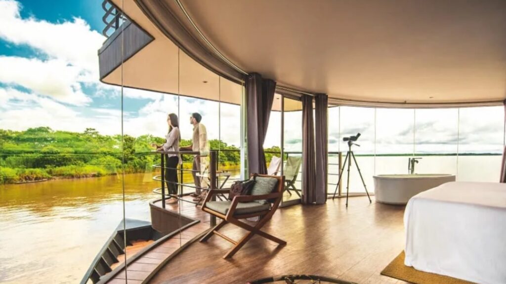LUXURY AMAZON CRUISE — ZAFIRO